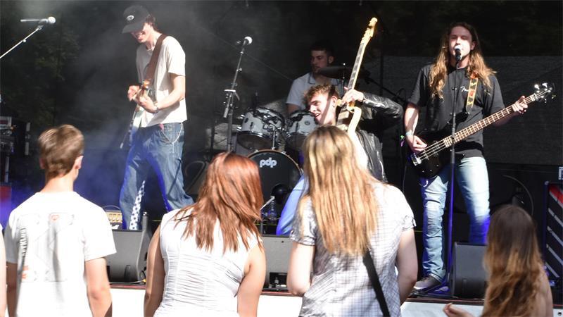 Die Band Purp! spielte beim Altstadtfest in Buxtehude vor einem Jahr - damals noch unter dem Namen The No Names.