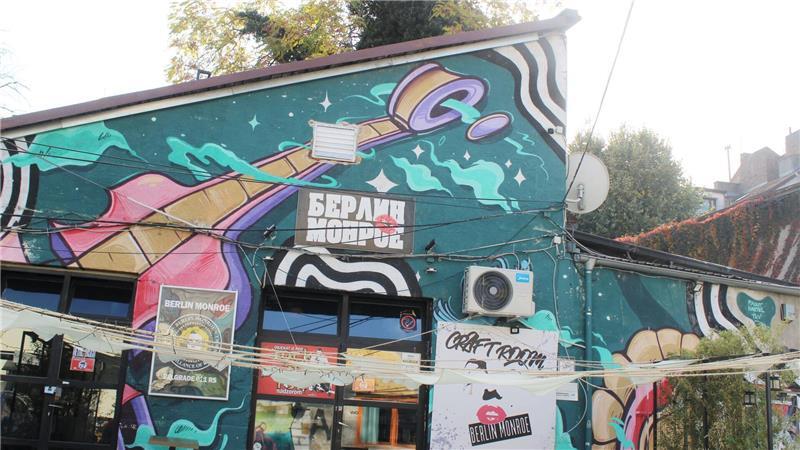 Ist Belgrad das neue Berlin? Die Bar „Berlin Monroe“ im Belgrader Szeneviertel Skadarlija an der Straße Cetinjska. (Archivbild)