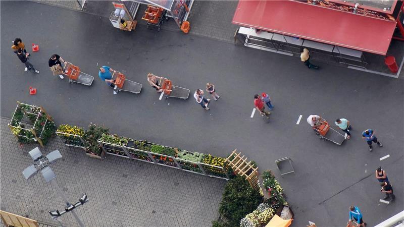 Wetter verdirbt Garten-Lust - schwieriges Jahr für Baumärkte Die Baumärkte konnten ihre Umsätze im ersten Pandemie-Jahr 2020 auf mehr als 22 Milliarden Euro steigern.