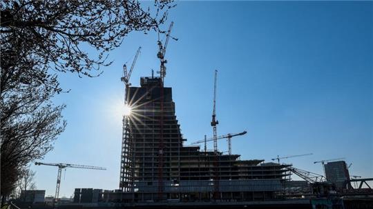 Die Baustelle des Hamburger Wolkenkratzers Elbtowers ist seit Monaten verwaist.