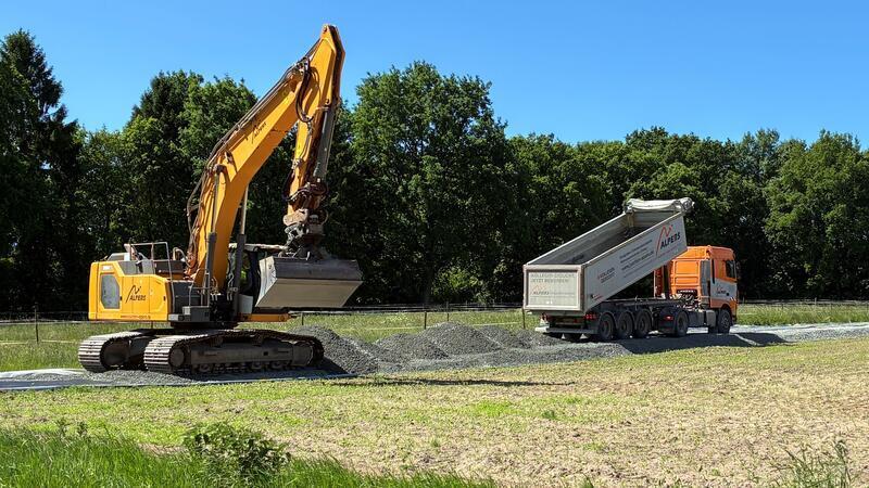 Neues Wasserwerk im Kreis Stade: Antworten auf die wichtigsten Fragen Die Baustraße führt von der B73 zur Baustelle am Immengrund.