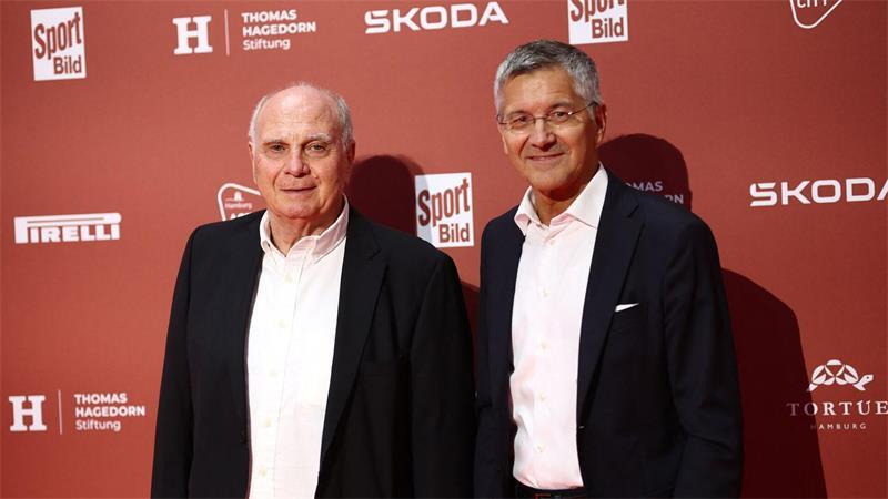 Hoeneß wettert gegen Nations League: „Witz des Jahres“ Die Bayern-Granden Hoeneß und Hainer erwarten den FC Bayern wieder an der Tabellenspitze. (Archivbild)