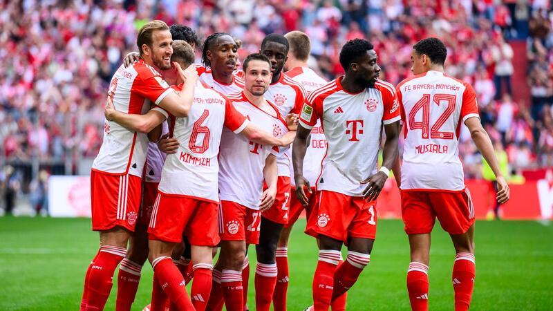 Die Bayern konnten die Titel-Entscheidung erst einmal vertagen.