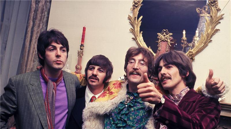 Die Beatles bei einem Event zur Veröffentlichung von „Sgt Pepper’s Lonely Heart Club Band“ 1967.