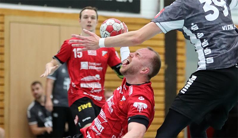 Horneburg und Beckdorf vor dem Derby: Ein Mutmacher - ein Einbruch Die Beckdorfer, hier Tim Fock, brachen in der zweiten Halbzeit ein.