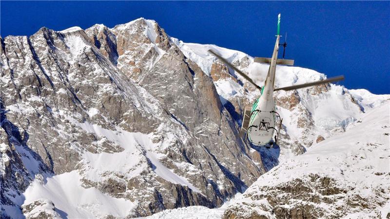 Die Bergwacht musste in Norditalien zu mehreren Lawinenabgängen ausrücken. (Symbolbild)