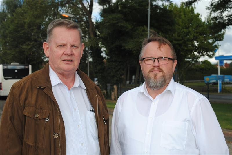 Die Betriebsräte von Netinera und Metronom, Hans-Jürgen Hauschild und Andreas Panczyk (rechts), sind besorgt.