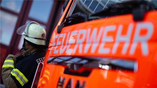 Die Bewohner des Hauses hatten das Feuer bemerkt. (Symbolbild)