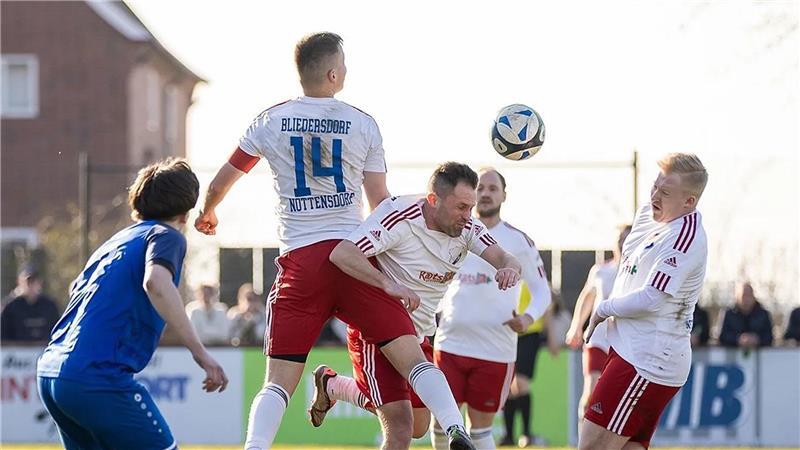 Die Bliedersdorfer können in ihren Nachholspielen Big Points für den Klassenerhalt sammeln.