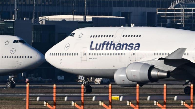 Die Boeing 747 hatte mehr als 350 Passagiere an Bord. (Symbolbild)