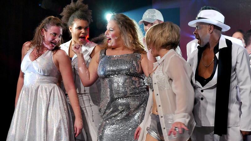 Disco-Feeling der 1970er Jahre: Die „Boney M. Tribute Show“ kommt ins Stadeum Die „Boney M. Tribute Show“ holt die größten Erfolge der Disco-Formation der 1970er Jahre ins Stadeum.