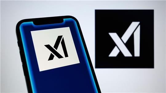 Die Briten untersuchen, ob X gegen den Online Safety Act verstoßen hat. (Symbolbild)