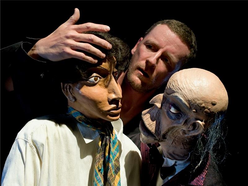 Diese Kultur-Höhepunkte bringt die kommende Stadeum-Spielzeit Die Bühne Cipolla bringt Thomas Manns „Mario und der Zauberer“ als Figurentheater ins Stadeum. Foto: Marianne Menke
