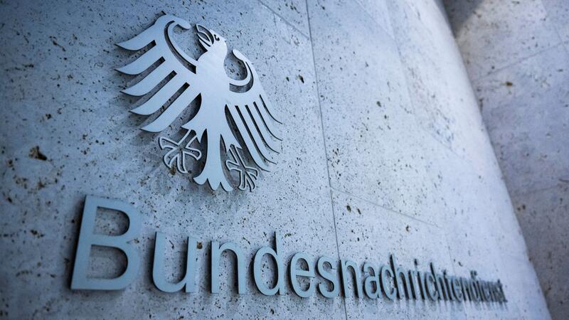 BND-Mitarbeiter unter Spionage-Verdacht - Prozessbeginn Die Bundesanwaltschaft hat einen Mitarbeiter des Bundesnachrichtendienstes (BND) und einen mutmaßlichen Komplizen angeklagt.