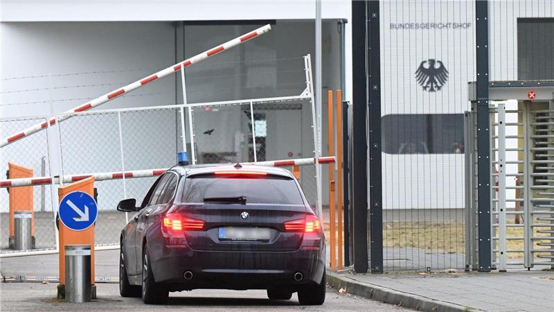 Die Bundesanwaltschaft ließ die Beschuldigten zum Bundesgerichtshof nach Karlsruhe bringen. 