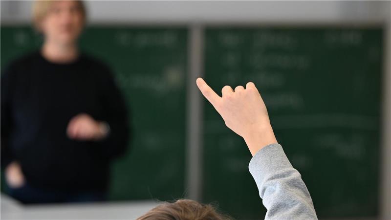 Die Bundesländer sollen sich zur Schulpflicht bekennen und AfD-Vorstöße zu deren Aufweichung ablehnen, fordern mehrere Länder. (Symbolbild)