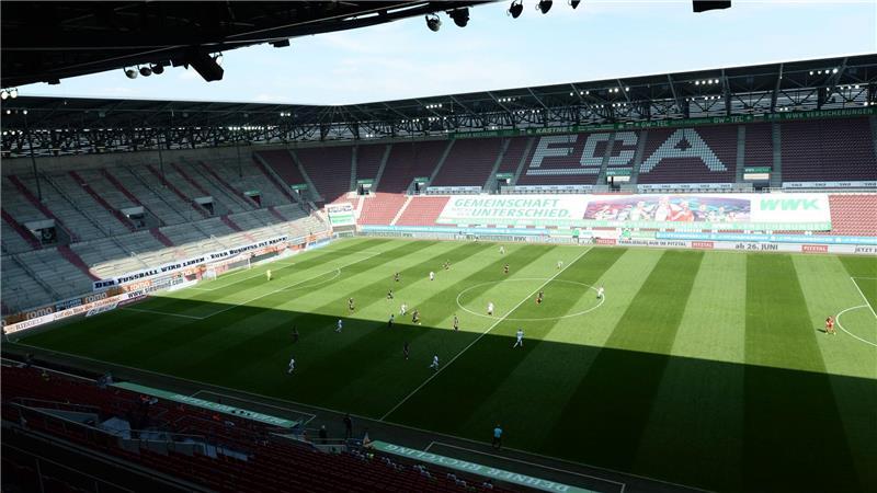 Ex-DFL-Chef im Corona-Rückblick: Das wirkt bis heute nach Die Bundesliga konnte als erste Liga den Spielbetrieb ohne Zuschauer wieder aufnehmen.