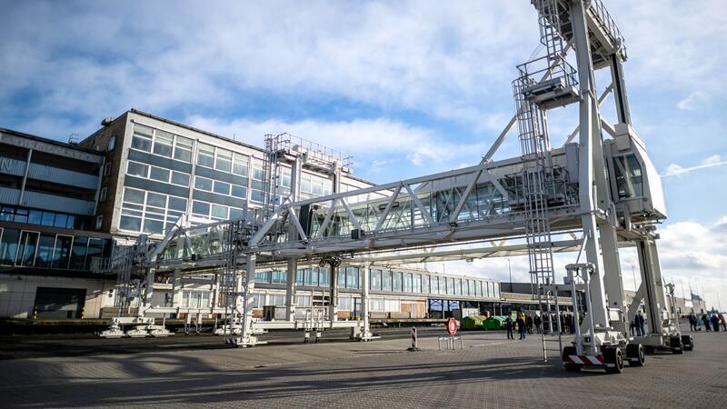 Die Bundespolizei nahm einen gesuchten Arbeiter im Kreuzfahrtterminal fest. (Archivbild)