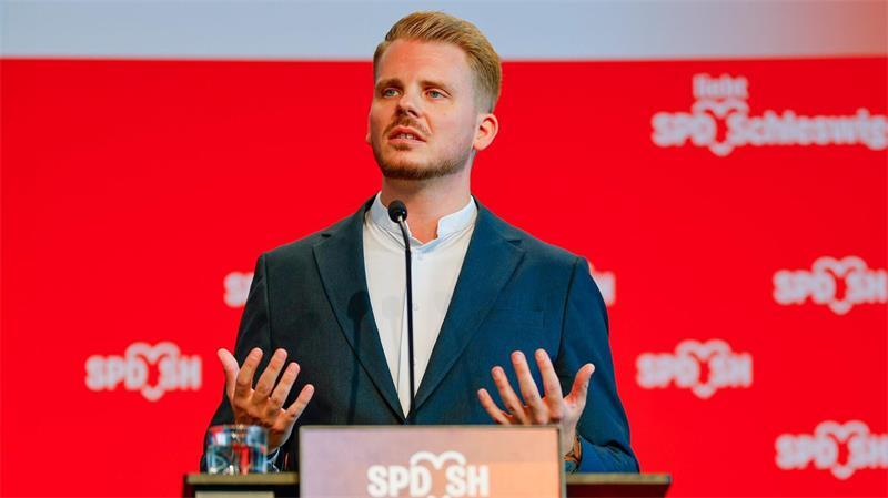 „Die Bundesregierung muss die Zeichen der Zeit erkennen“, sagte SPD-Generalsekretär Tim Klüssendorf.