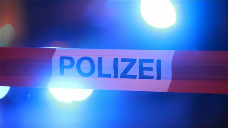 Die Bundesstraße 5 war für die Dauer des Einsatzes gesperrt. (Symbolbild)