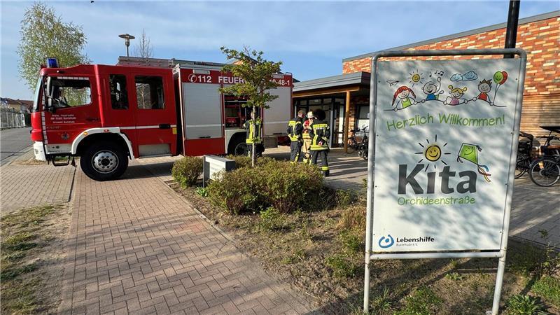 Die Buxtehuder Feuerwehr rückte gegen 8 Uhr zur Kita aus.