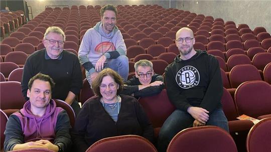Die Buxtehuder Michael und Anja Stukenbrock mit den Sängern von Maybebop, die sie als Bündnispartner für United4Rescue gewinnen konnten.