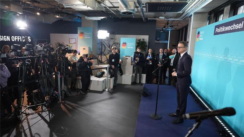 Die CDU gibt in Hamburg den Startschuss für die heiße Phase des Bundestagswahlkampfs. Die Lage der Wirtschaft steht im Mittelpunkt. Aber nicht nur.