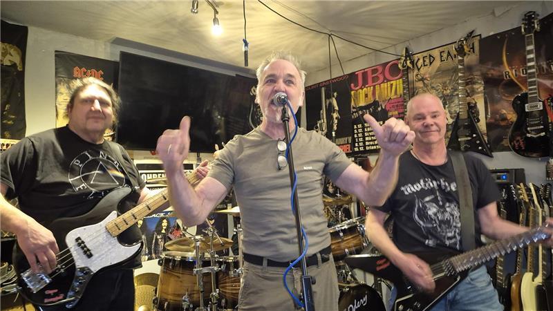 Die Chaoten in Aktion: Kersten Gätjens, Karl Fatal und Thomas Hense (von links).