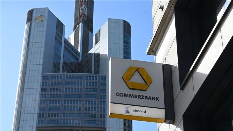 Die Commerzbank wehrt sich seit Monaten gegen eine mögliche Übernahme durch die Unicredit. (Archivbild)