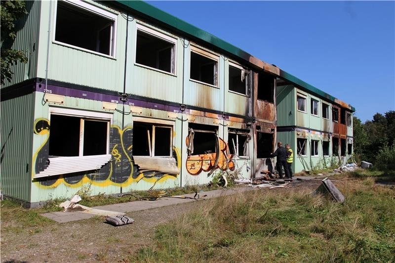 Die Containerunterkunft an der Gildestraße wird abgerissen, muss der Versicherung wegen aber am gleichen Ort neu aufgebaut werden. Foto: Richter