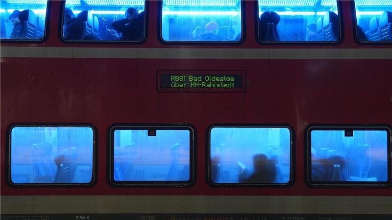 Die DB Regio befördert laut der Deutschen Bahn jeden Tag rund 4,7 Millionen Reisen quer durch die Republik.