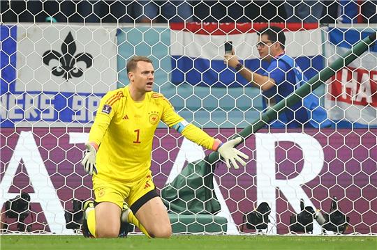 Die DFB-Auswahl um Torwart Manuel Neuer scheiterte in der WM-Vorrunde. Foto: dpa