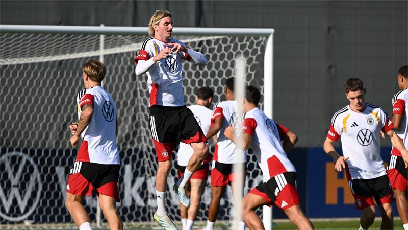 Klare Anzeichen: Bayern-Youngster Urbig vor DFB-Debüt Die DFB-Elf bereitet sich auf das dritte Gruppenspiel in der Nations League vor.