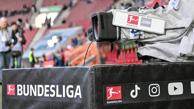 Wie viel TV-Geld es diese Saison gibt - und in Zukunft? Die DFL schüttet rund 1,2 Milliarden Euro an die Clubs aus.