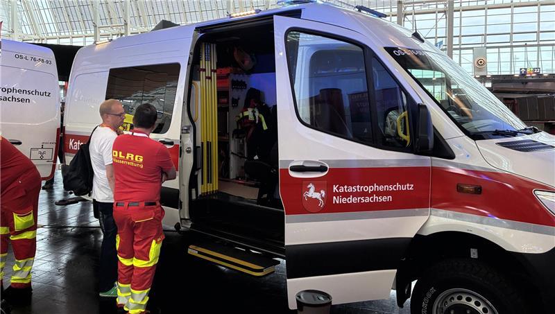 Auf Mission in Hannover: Buxtehuder Wasserretter rüsten sich Die DLRG-Ortsgruppe Buxtehude sucht neue Fahrzeuge für Strömungsretter und Taucher, hier ein Modell von Binz - beschafft vom Land Niedersachsen.