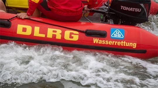Die DLRG konnte nur noch den leblosen Körper des Mädchens bergen. (Symbolbild)