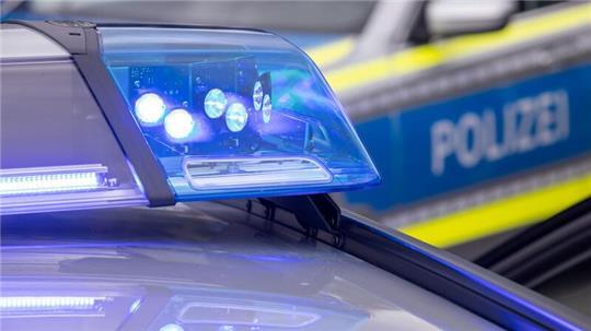 Die Dauer der Sperrung hängt laut Polizei von den Aufräumarbeiten ab. (Symbolbild)