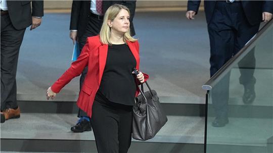 Die Debatten über den Etat des Kanzleramts werden traditionell zur Generalaussprache über die Politik der Bundesregierung genutzt.