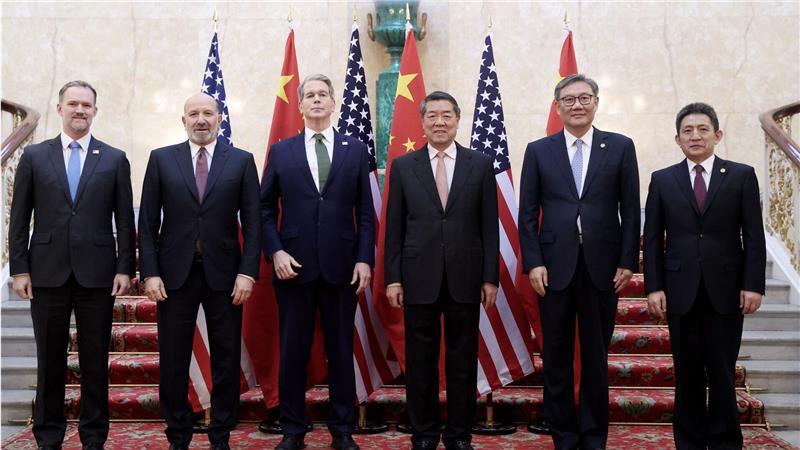 Trump: Einigung mit China auf Abbau von Exportbeschränkungen Die Delegationen beider Seiten sprachen über Handelsbeschränkungen.