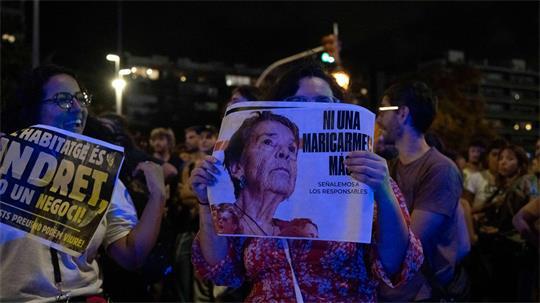 Die Demonstranten forderten Gerechtigkeit für die 87-Jährige.