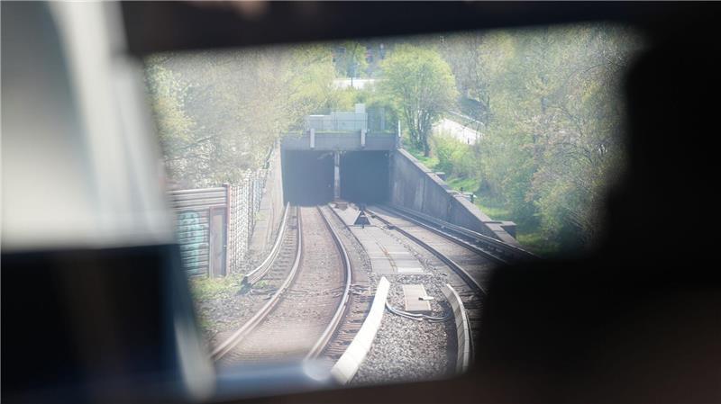 Bauarbeiten an S-Bahntunnel – Züge werden umgeleitet Die Deutsche Bahn will im Harburger S-Bahntunnel unter anderem die Signaltechnik erneuern.
