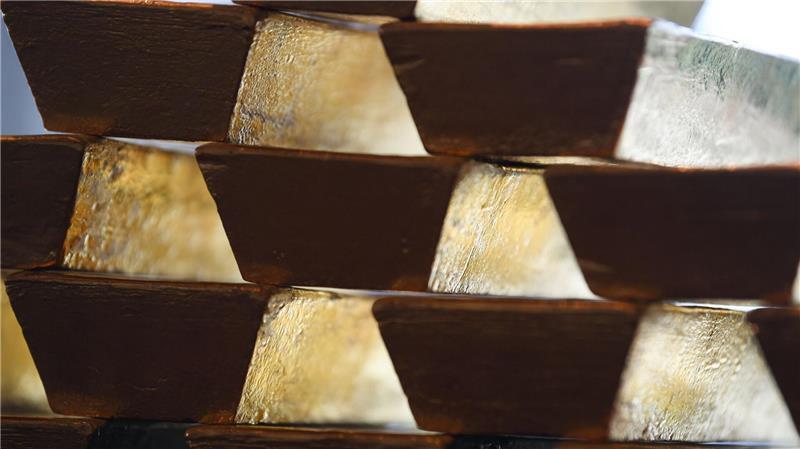 Die Deutsche Bundesbank präsentiert in ihrer Zentrale Goldbarren.