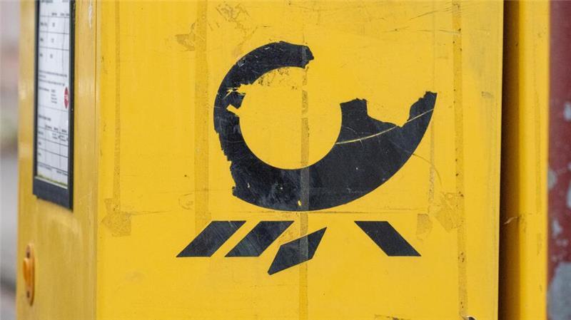Post klagt gegen Briefporto-Entscheidung der Netzagentur Die Deutsche Post will mit dem Briefgeschäft mehr verdienen.