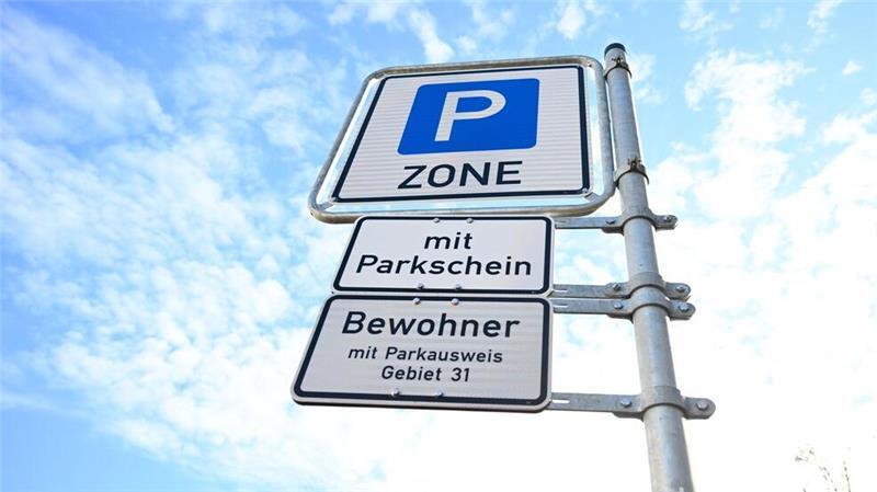 Umwelthilfe will Obergrenze für Anwohnerparken kippen Die Deutsche Umwelthilfe fordert, die Obergrenze für die Kosten von Anwohnerparkausweisen in Schleswig-Holstein aufzuheben.