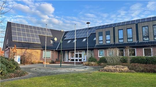 Die Devise aus dem Rathaus Himmelpforten lautete „Sparen“ im Etat 2026. Etwas Entlastung bringt ein unerwarteter Geldsegen.