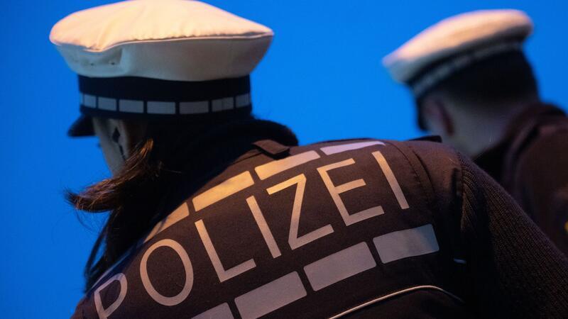 Diebe an der B73 machen 100.000 Euro Beute Die Diebe sollen Wärmepumpen und Kühlaggregate samt Zubehör entwendet haben.