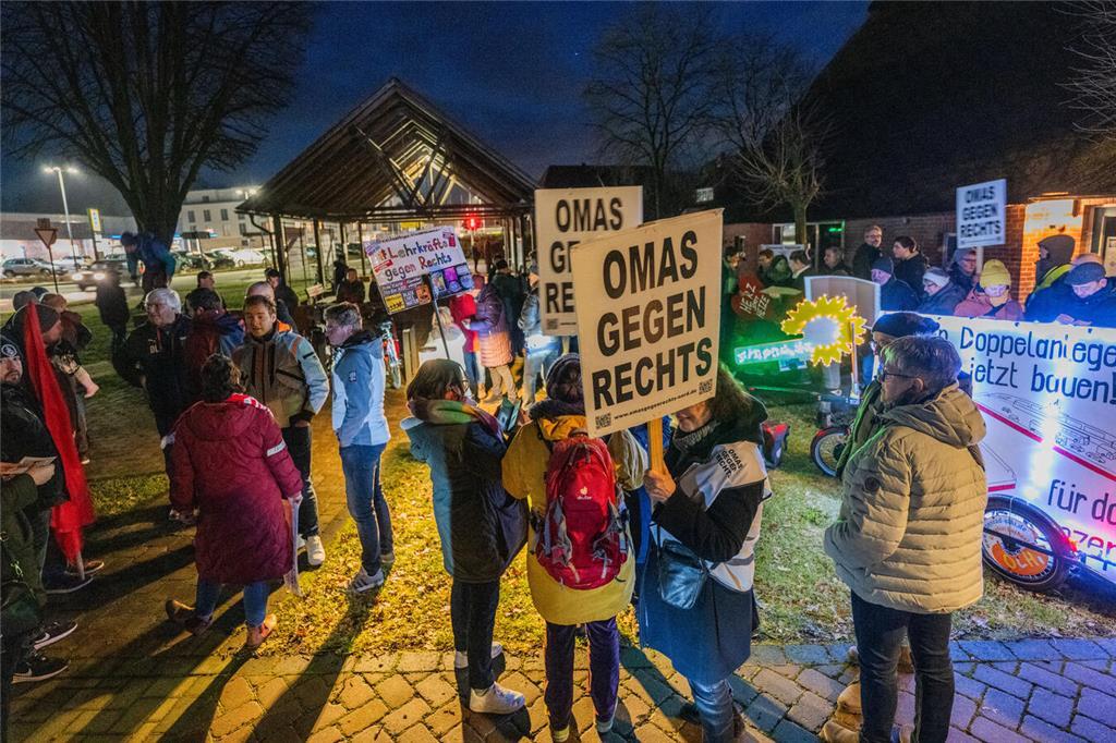 Die Direktkandidaten des Wahlkreises Cuxhaven - Stade II waren dem Aufruf des TA...