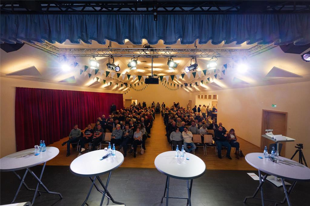 Die Direktkandidaten des Wahlkreises Cuxhaven - Stade II waren dem Aufruf des TA...