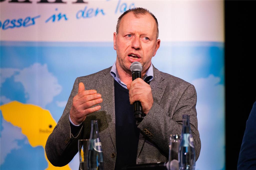 Die Direktkandidaten des Wahlkreises Cuxhaven - Stade II waren dem Aufruf des TA...