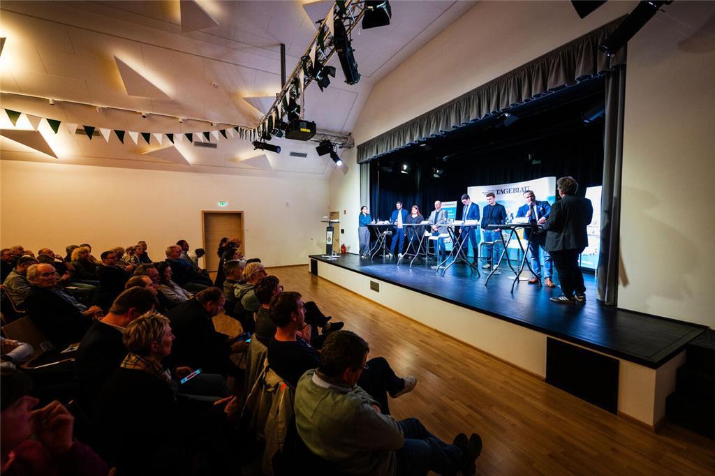 Die Direktkandidaten des Wahlkreises Cuxhaven - Stade II waren dem Aufruf des TA...